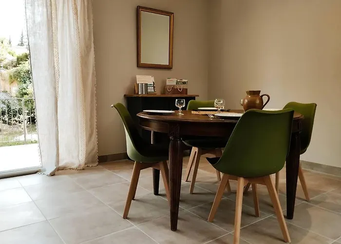 Charmante Maison Avec Jardin Aux Portes Des Gorges De L'ardeche Casa de Férias *